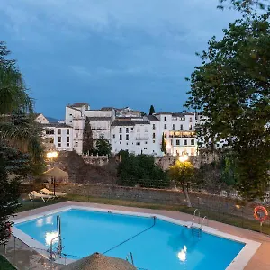 De 4* Ronda